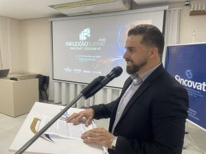 Coordenador Fernando Ataíde Silva Jorge apresentou programação